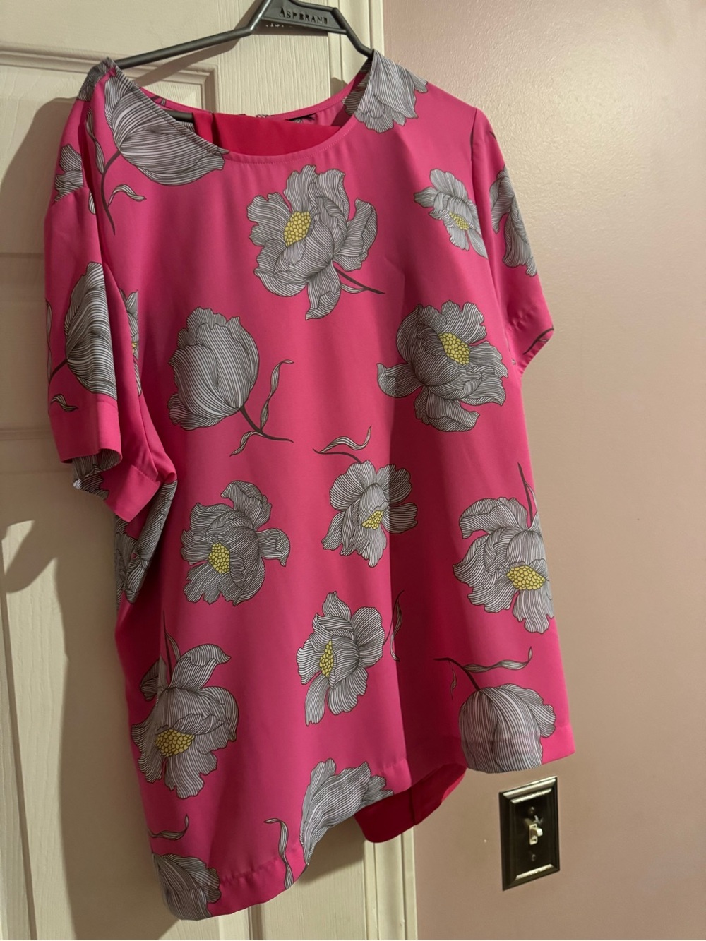 Women's Pink Floral Short-Sleeve Blouse and matching pants